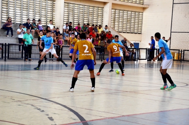 SEDU - Times de Basquete entram em quadra nos Jogos Escolares da